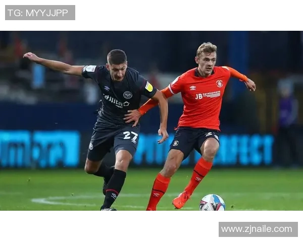 英冠联赛现役足球明星盘点与他们的辉煌成就分析 英冠联赛现役足球明星盘点与他们的辉煌成就分析