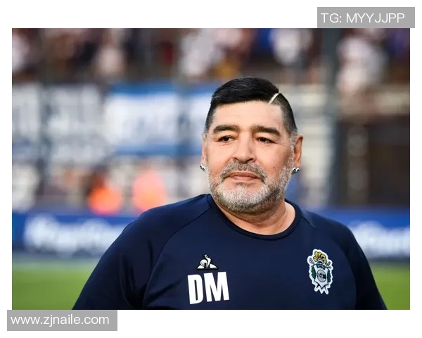 外国足球明星的疯狂故事与传奇人生揭秘